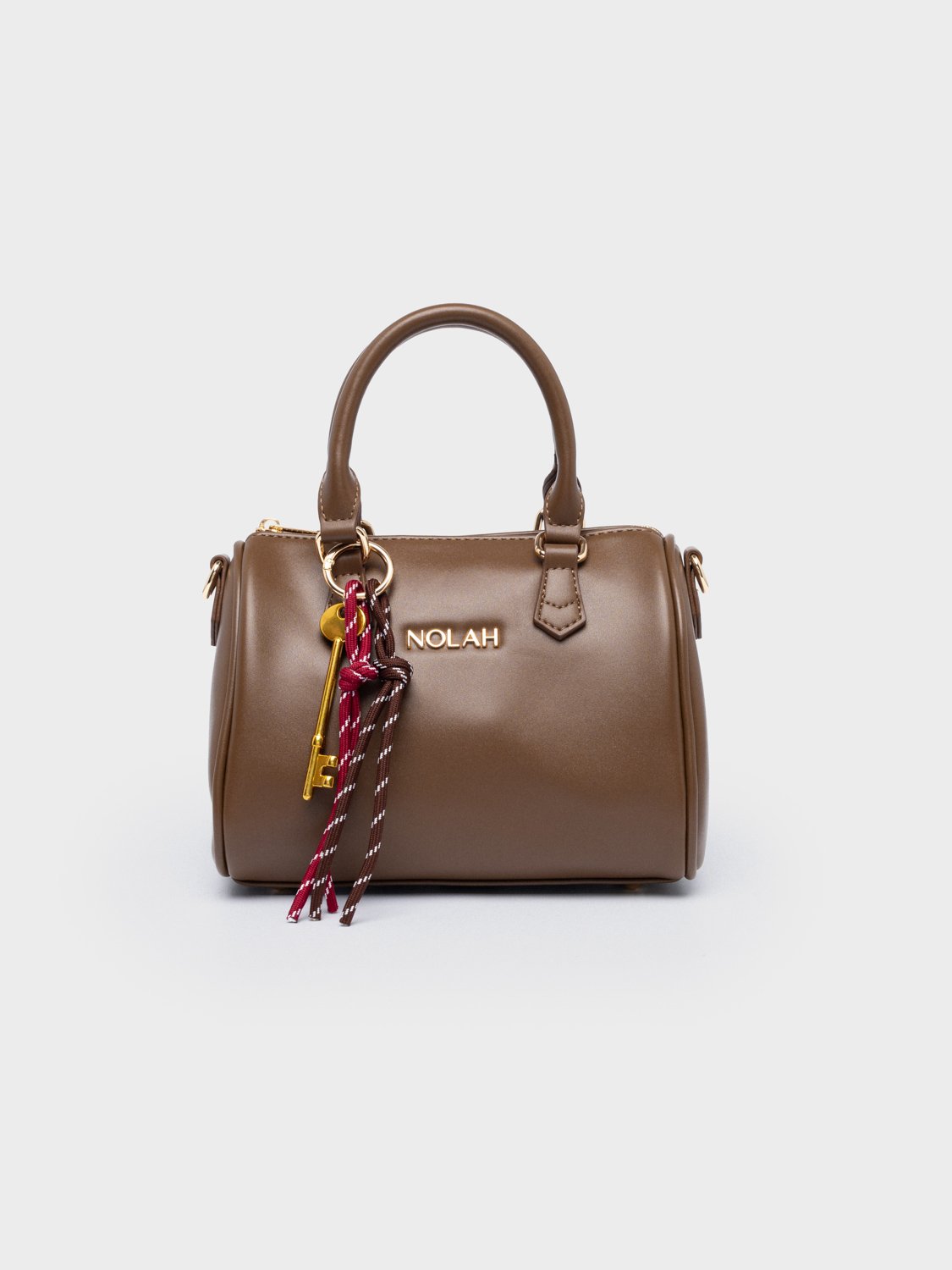 NOLAH-ΓΥΝΑΙΚΕΙΑ-ΤΣΑΝΤΑ-CONNOR-BROWN