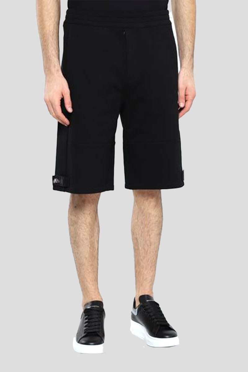Ανδρικό-Μαύρο-Bermuda-Shorts-With-Seal-Logo-Straps-ALEXANDER-MCQUEEN