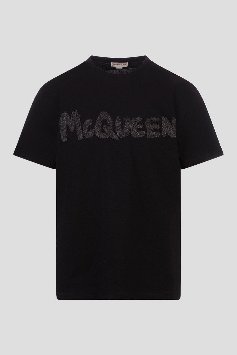 Ανδρικό-Μαύρο-Graffiti-T-Shirt-In-BlackGrey-ALEXANDER-MCQUEEN